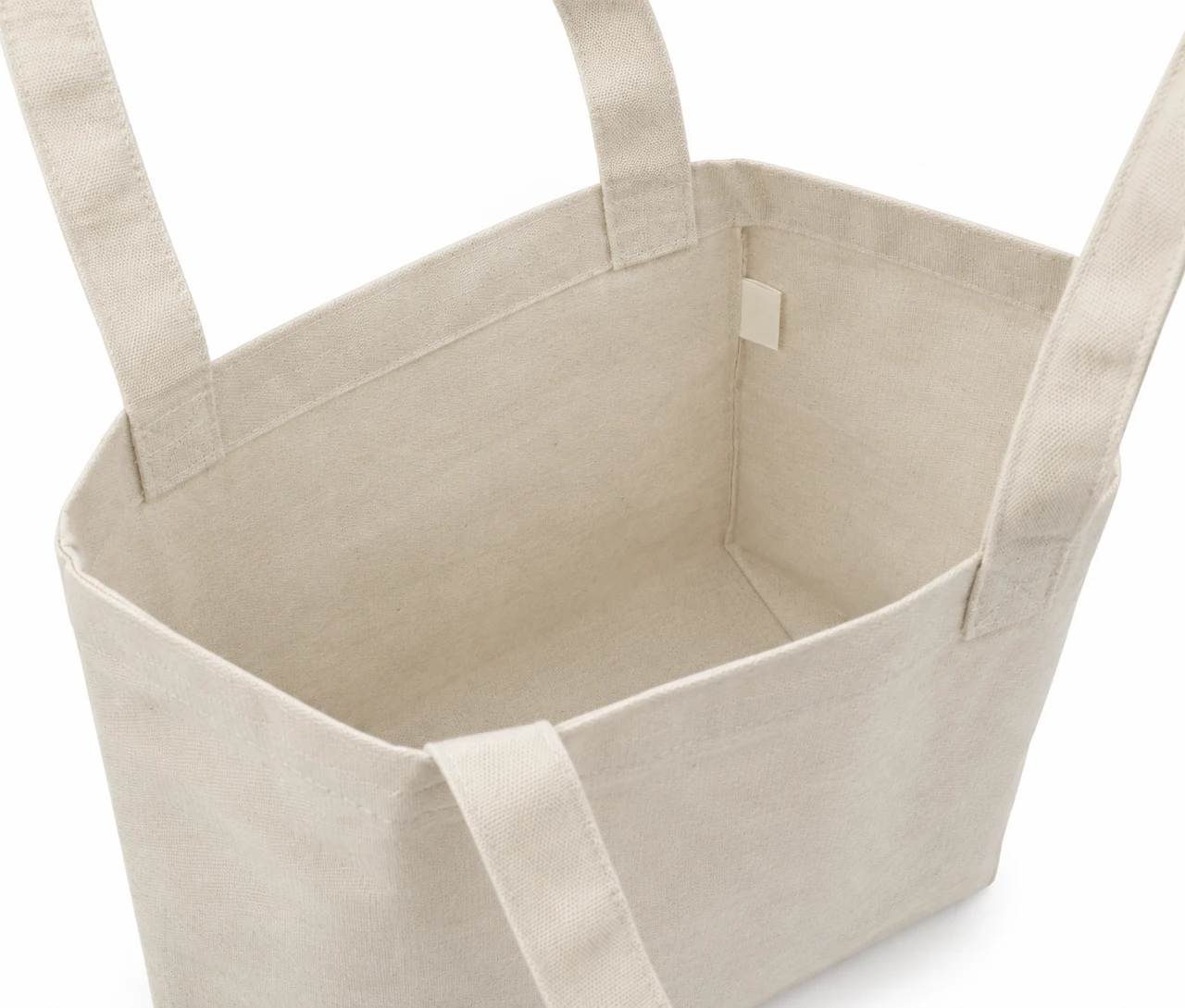 Bomullskasse, 35 × 35 cm, öppning och invändig etikett – natur
