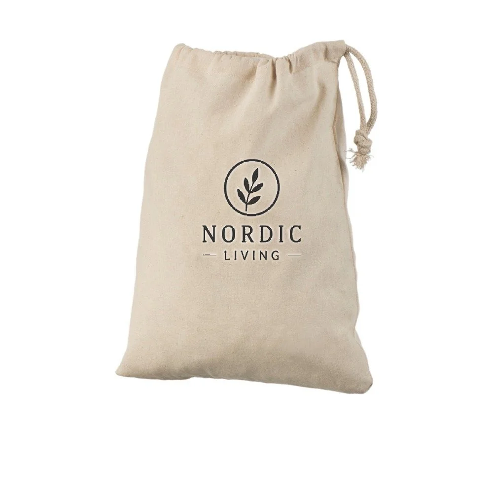 Bomullspåse, 24 × 30 cm, med exempel på logotyptryck – natur